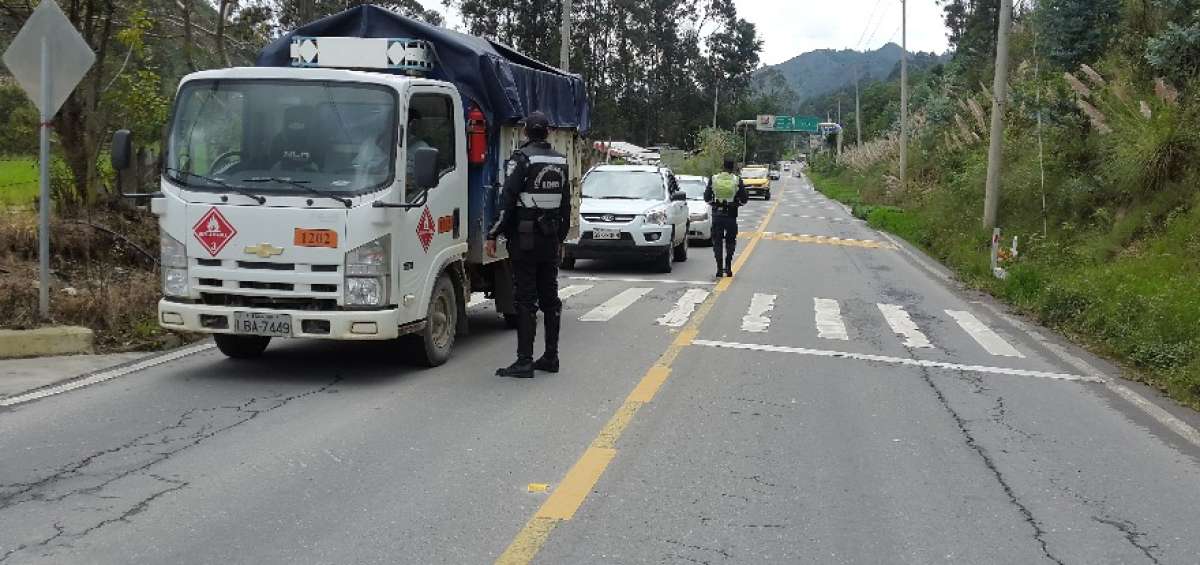 Los veh&iacute;culos que transporten material de construcci&oacute;n deben tener un documento que garantice su traslado.