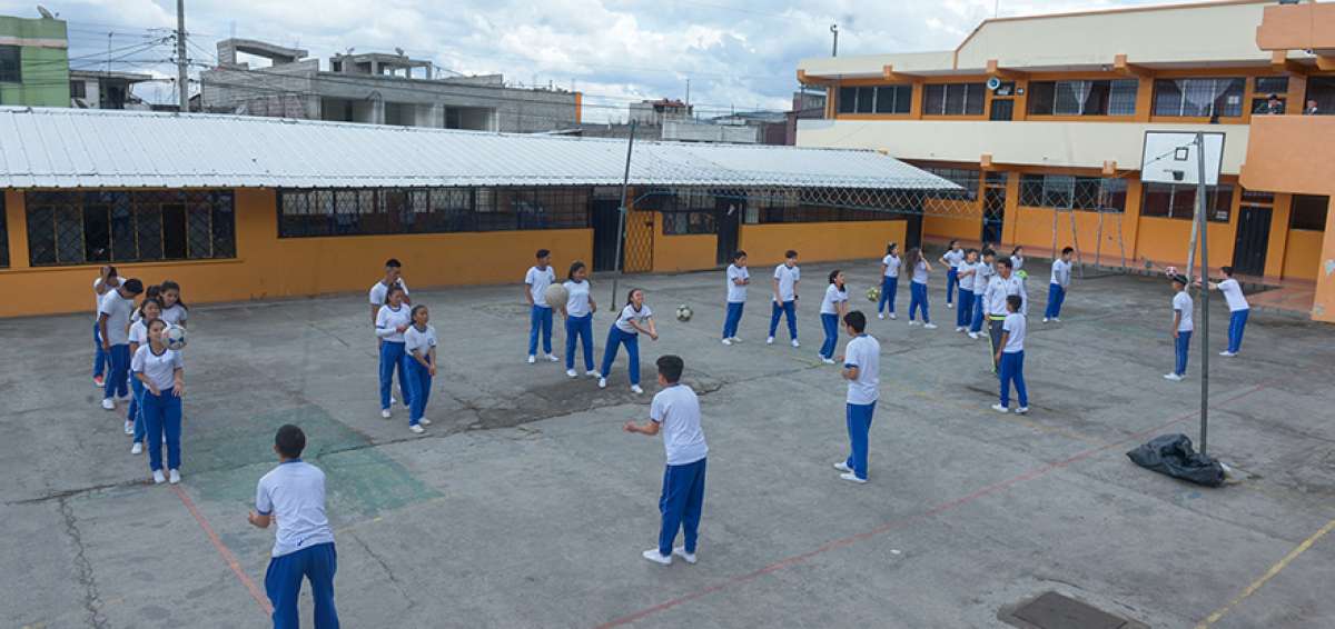 La unidad cuenta con un equipo de ecuav&oacute;ley. Los integrantes pasaron por un proceso de selecci&oacute;n y ahora practican para el campeonato intercolegial.