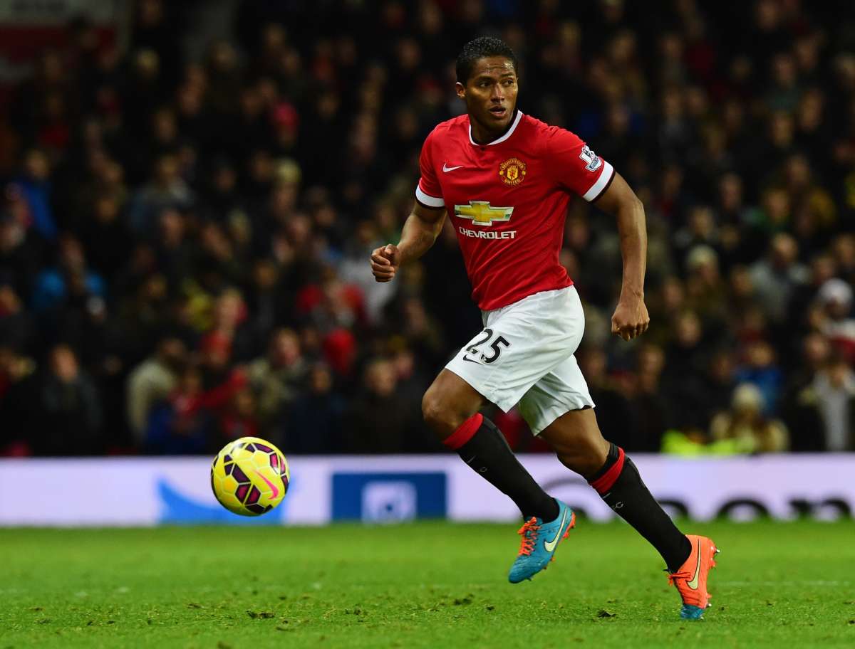 Antonio Valencia de a poco ha vuelto a la titularidad, pero en una posici&oacute;n distinta. Foto: AFP