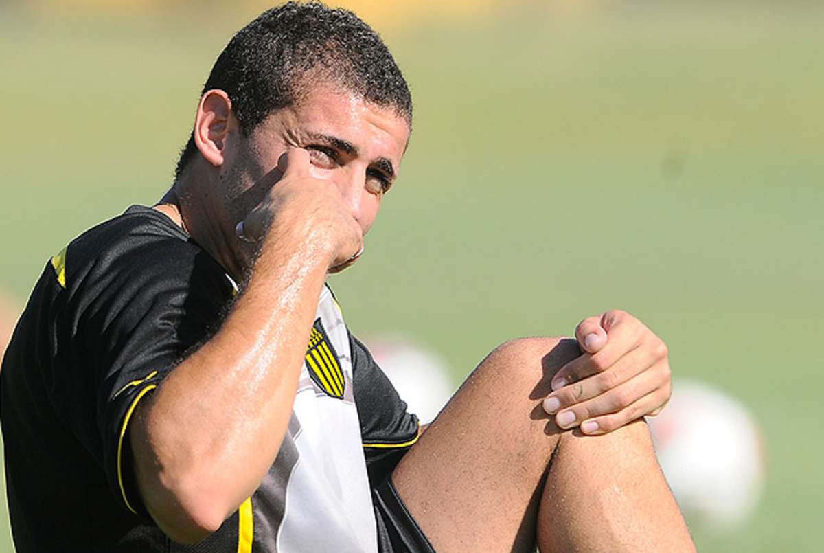 Fern&aacute;ndez tiene 25 a&ntilde;os y estaba cedido a Pe&ntilde;arol por parte de Estudiantes de la Plata. Foto: Internet