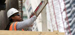 El empleo en la construcci&oacute;n se recupera
