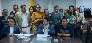 El titular del Consejo de Participaci&oacute;n, Jos&eacute; Tu&aacute;rez, estuvo acompa&ntilde;ado por funcionarios del organismo para hablar sobre los despidos.