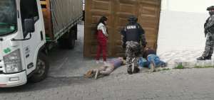 Los presuntos comerciantes del alcaloide fueron detenidos. 