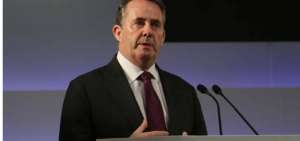 Liam Fox: "El empoderamiento econ&oacute;mico de la mujer a trav&eacute;s del comercio ha desempe&ntilde;ado un papel clave en la creaci&oacute;n de estabilidad pol&iacute;tica"