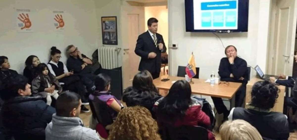 Las autoridades se re&uacute;nen peri&oacute;dicamente con los ecuatorianos en el pa&iacute;s europeo.