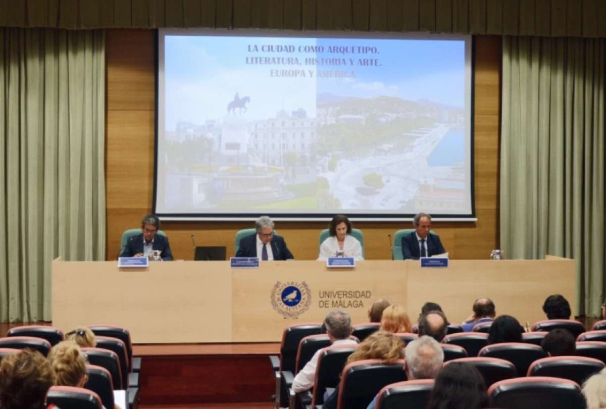 La Cátedra Vargas Llosa se creó en 2011 con el propósito de fomentar el estudio de la literatura contemporánea.