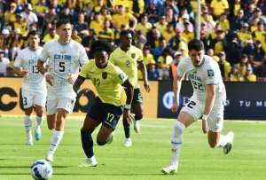 Ecuador domina en el Rodrigo Paz Delgado