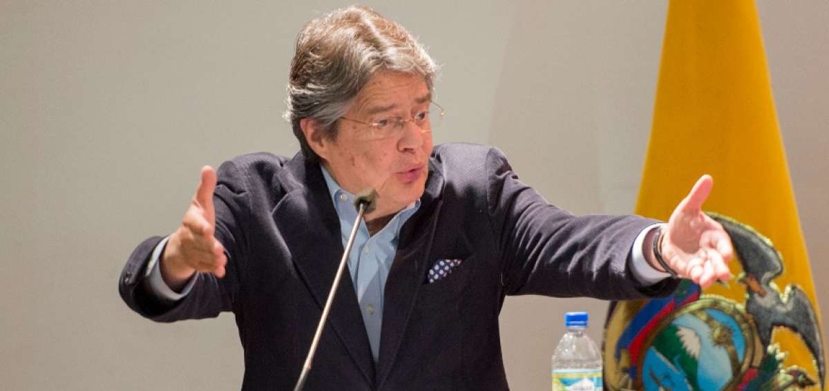 Lasso acepta invitaci&oacute;n de la Red de Maestros para di&aacute;logo presidencial