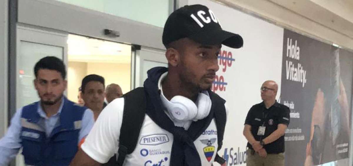 La llegada de la &ldquo;Tri&rdquo; no alter&oacute; el movimiento en el aeropuerto