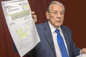El abogado Fernando Larrea se&ntilde;al&oacute; que insistir&aacute;n con su denuncia, porque se intent&oacute; perjudicar  a la compa&ntilde;&iacute;a en base a falsedades. Foto: Archivo/El Tel&eacute;grafo