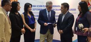 Parlamento Andino solicit&oacute; a Europa excepci&oacute;n de visado