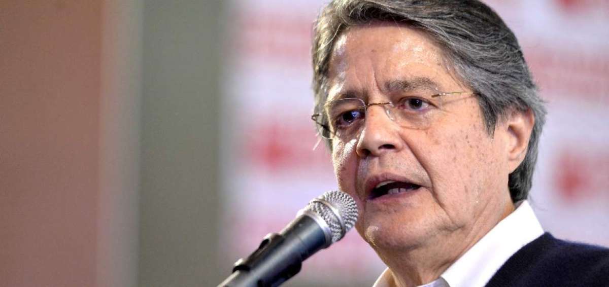 Lasso responde "por qu&eacute; un cat&oacute;lico quiere ser presidente"