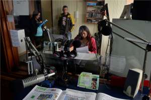 Una base de datos de la Unidad de Comunicaci&oacute;n de  la  Gobernaci&oacute;n del Carchi, muestra la existencia de 12 radios privadas en la provincia, la mitad se concentran en la ciudad de Tulc&aacute;n, el resto en otros cantones.