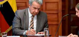 Nuevos decretos presidenciales contemplan fusi&oacute;n de instituciones