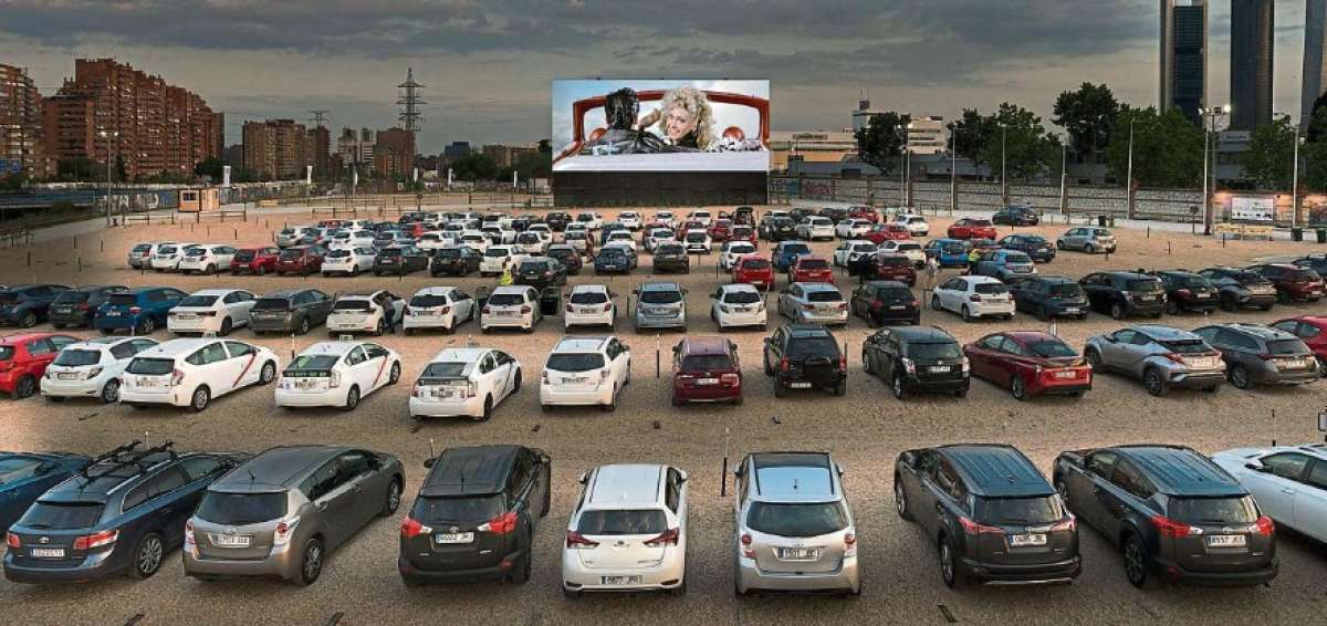 Policentro abrir&aacute; un autocine como alternativa a las salas tradicionales
