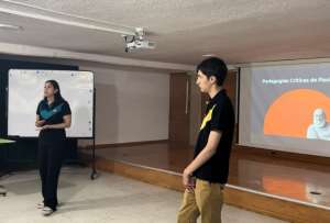 El proyecto Conecta nace de la idea de dos j&oacute;venes que promueven el di&aacute;logo, la reflexi&oacute;n y la construcci&oacute;n colectiva del conocimiento.