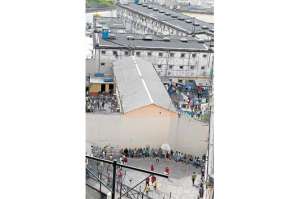 En el expenal Garc&iacute;a Moreno, situado en la ciudad de Quito, el n&uacute;mero de internos casi quintuplica su capacidad, que es de 1.100 reos. Foto: MIGUEL JIM&Eacute;NEZ | el tel&eacute;grafo