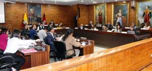 Uno de los municipios que no cumple con el principio de paridad de g&eacute;nero, seg&uacute;n la Defensor&iacute;a del Pueblo, es el cabildo quite&ntilde;o.