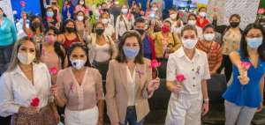 250 botones de p&aacute;nico se han entregado en Guayaquil a mujeres v&iacute;ctimas de violencia