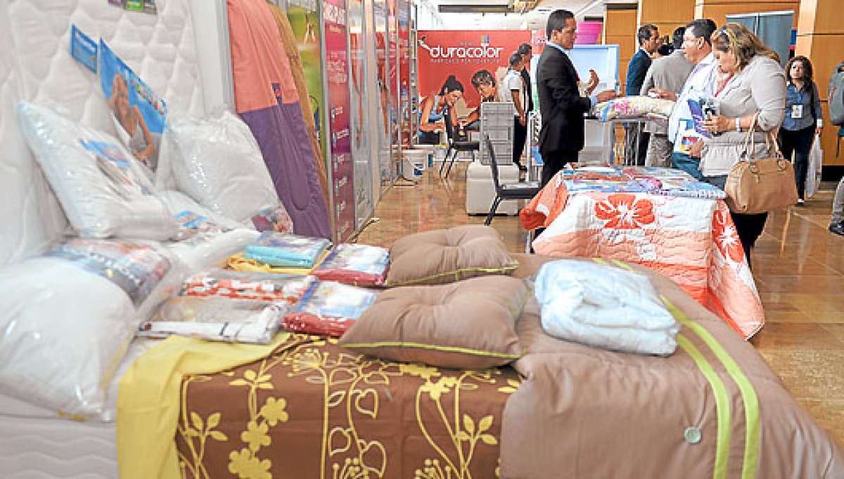 Las empresas locales exhibieron sus productos en la feria Calidad Ecuador. Foto: Miguel Castro.