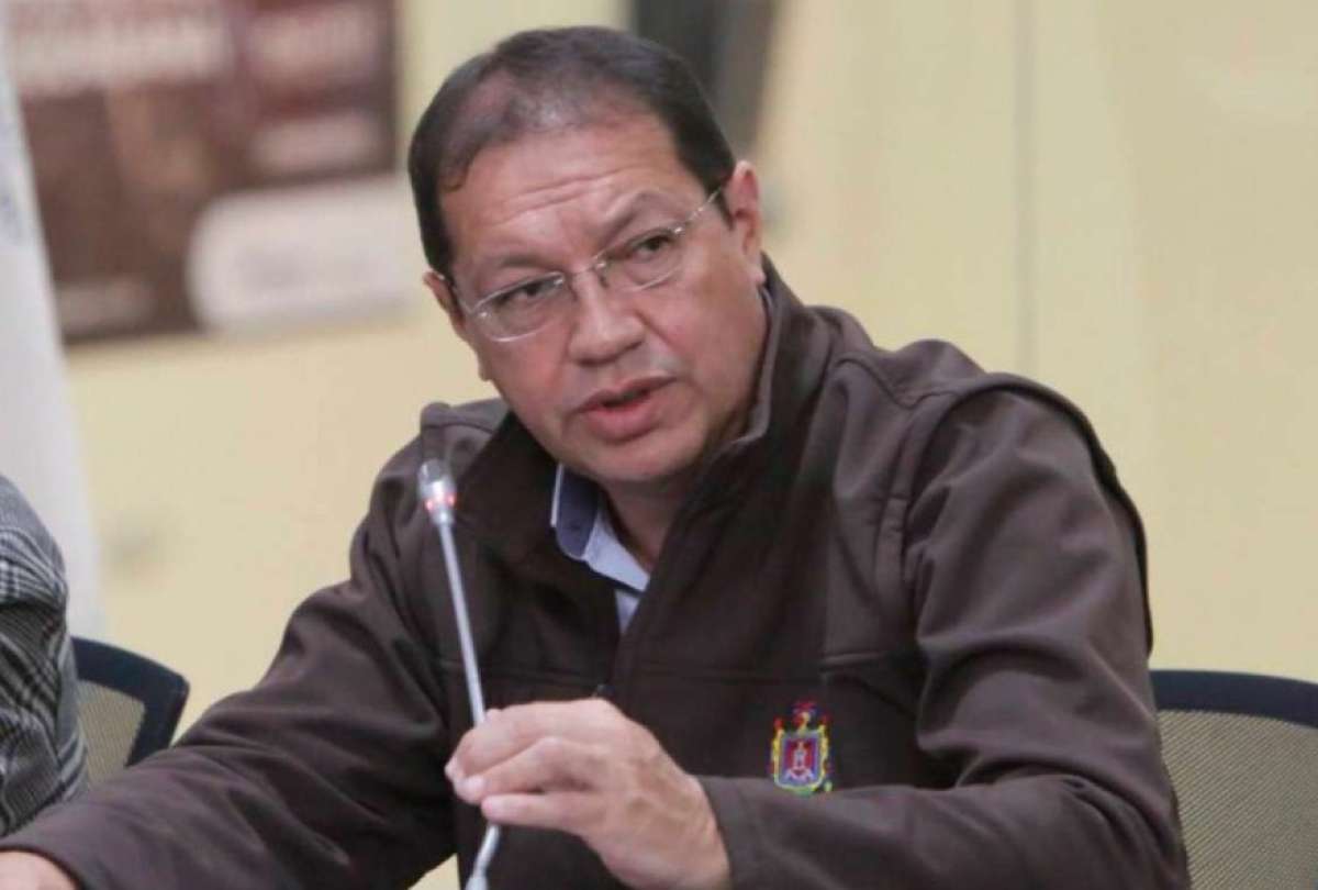 Santiago Guarderas, alcalde de Quito, confirmó que el Municipio tomará medidas contra los que hagan desmanes. 
