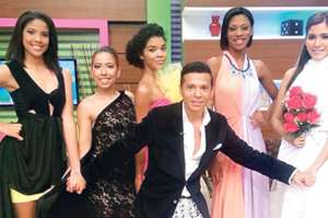 &Aacute;lex Franco se especializa en la t&eacute;cnica poco com&uacute;n de &ldquo;alta moda sin costura&rdquo;. Foto: Cortes&iacute;a.
