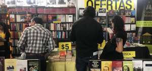 Agentes de la cadena del libro proponen alternativas para el sector en su d&iacute;a