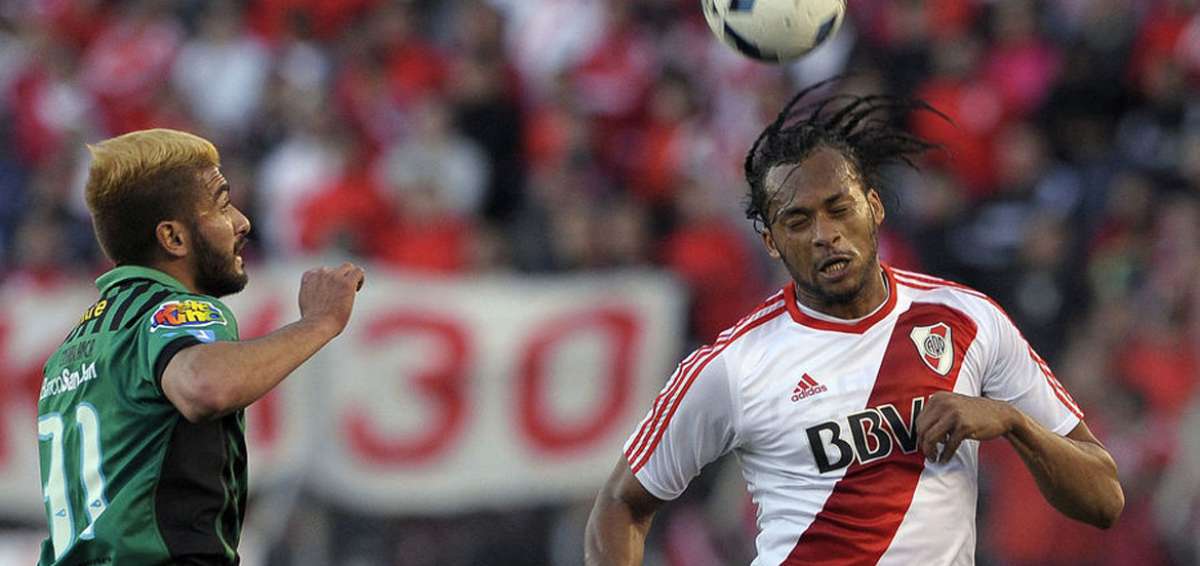 Futbolistas ponen fin a huelga y se reanuda liga argentina