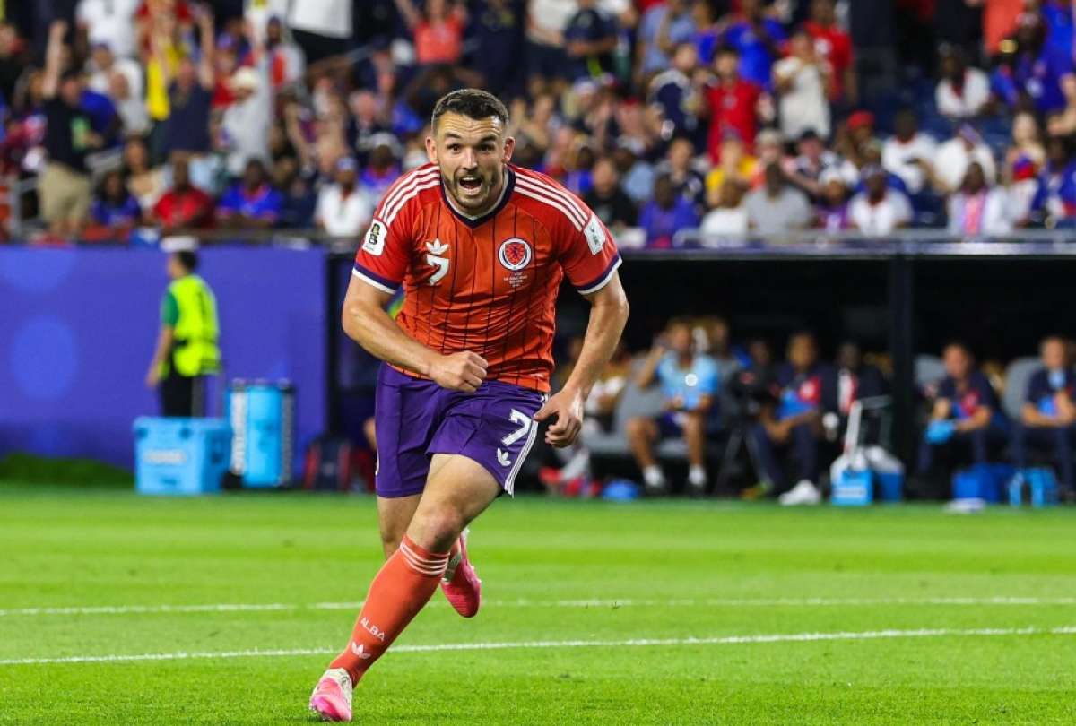 Ricardo Ad&eacute; debuta en el Mundial.