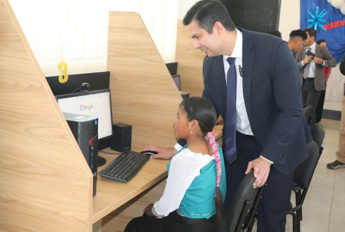 Cuatro nuevos Puntos Digitales Gratuitos refuerzan la inclusión tecnológica en Bolívar.