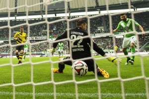 En la lucha por el segundo puesto, el Wolfsburgo aventaja en dos puntos al Borussia Moenchengladbach. Foto: Agencia AFP