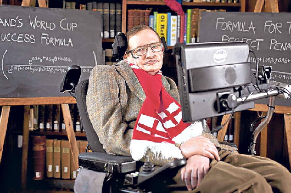 Stephen Hawking inst&oacute; a los asistentes a la conferencia a seguir invirtiendo en formas de explorar el cosmos. Foto: Internet