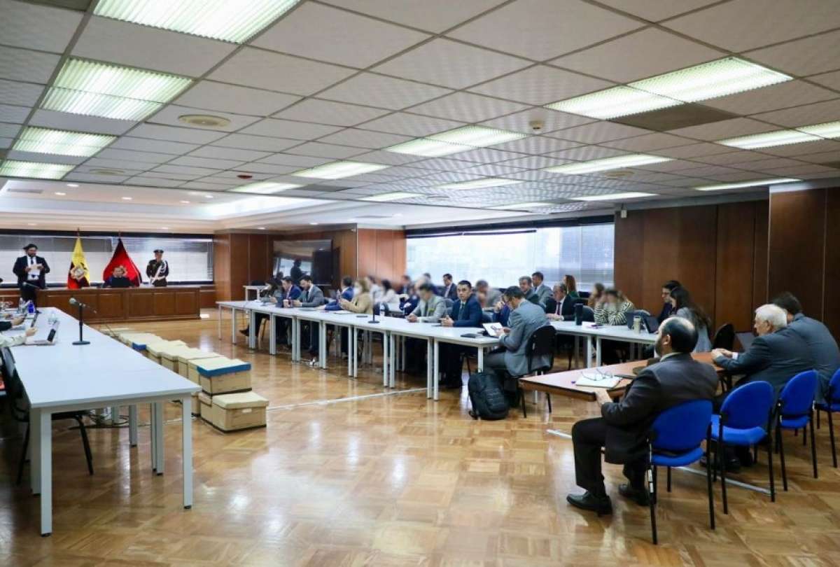 21 personas fueron llamadas a juicio por presunto cohecho. 