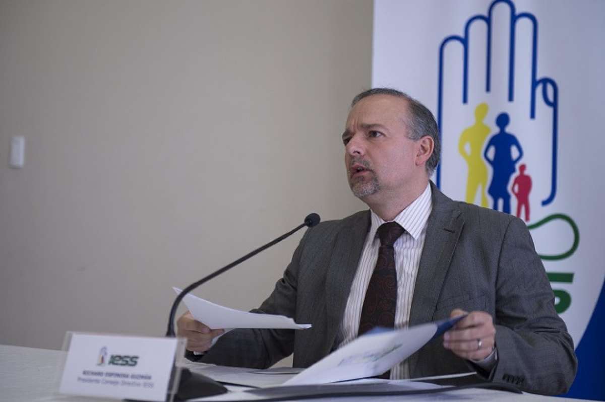 Richard Espinosa, presidente del Consejo Directivo del IESS, desminti&oacute; un congelamiento de los fondos de cesant&iacute;a. Foto: Daniel Molineros/ EL TEL&Eacute;GRAFO
