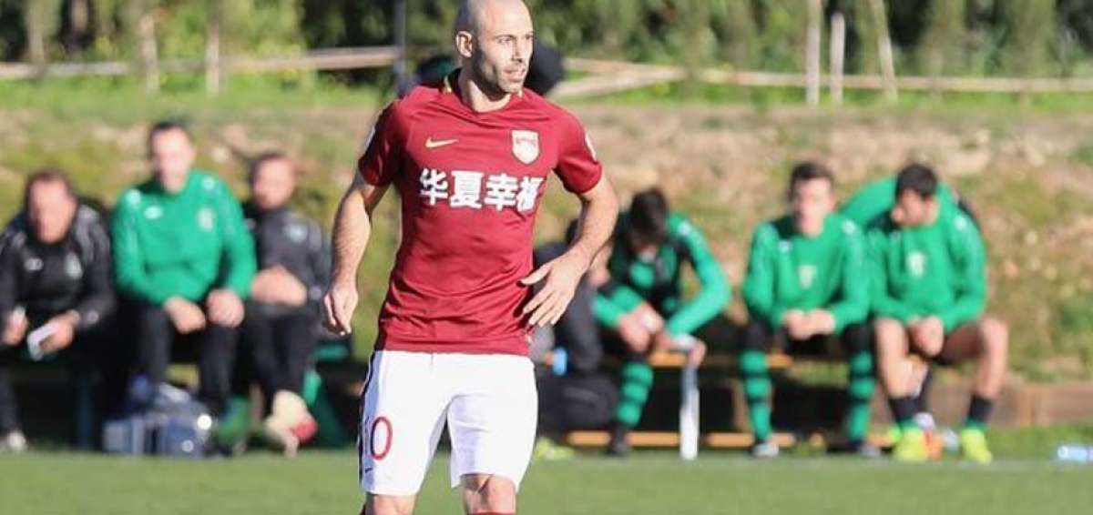 La liga china echa a andar con Mascherano y sin tanto derroche