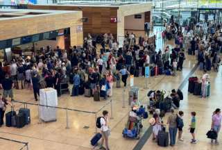 Demoras en aeropuerto de Berlín por el fallo informático global. 