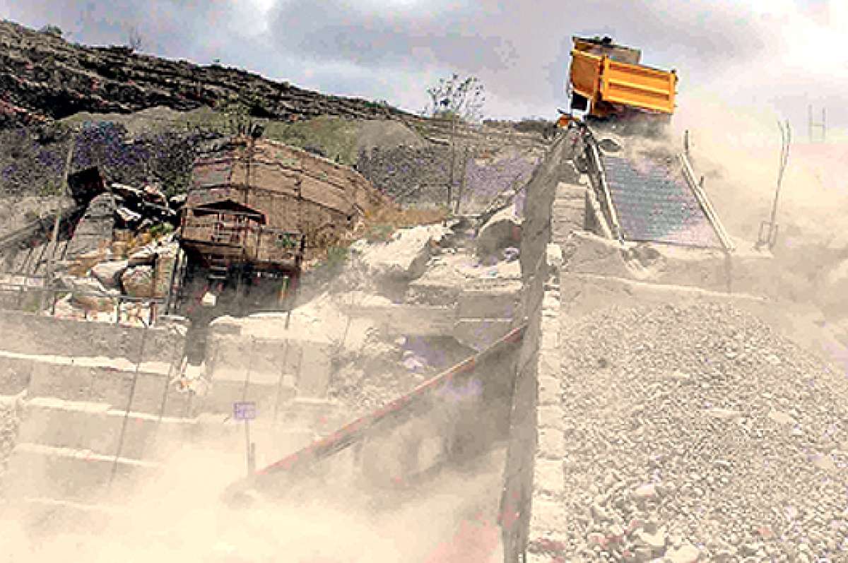 Las minas deben cumplir con varios par&aacute;metros para no ser sancionadas por las autoridades. Foto: &Aacute;lvaro P&eacute;rez/ El Tel&eacute;grafo