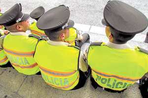 En Ca&ntilde;ar, 7 polic&iacute;as abandonan la instituci&oacute;n por faltas disciplinarias