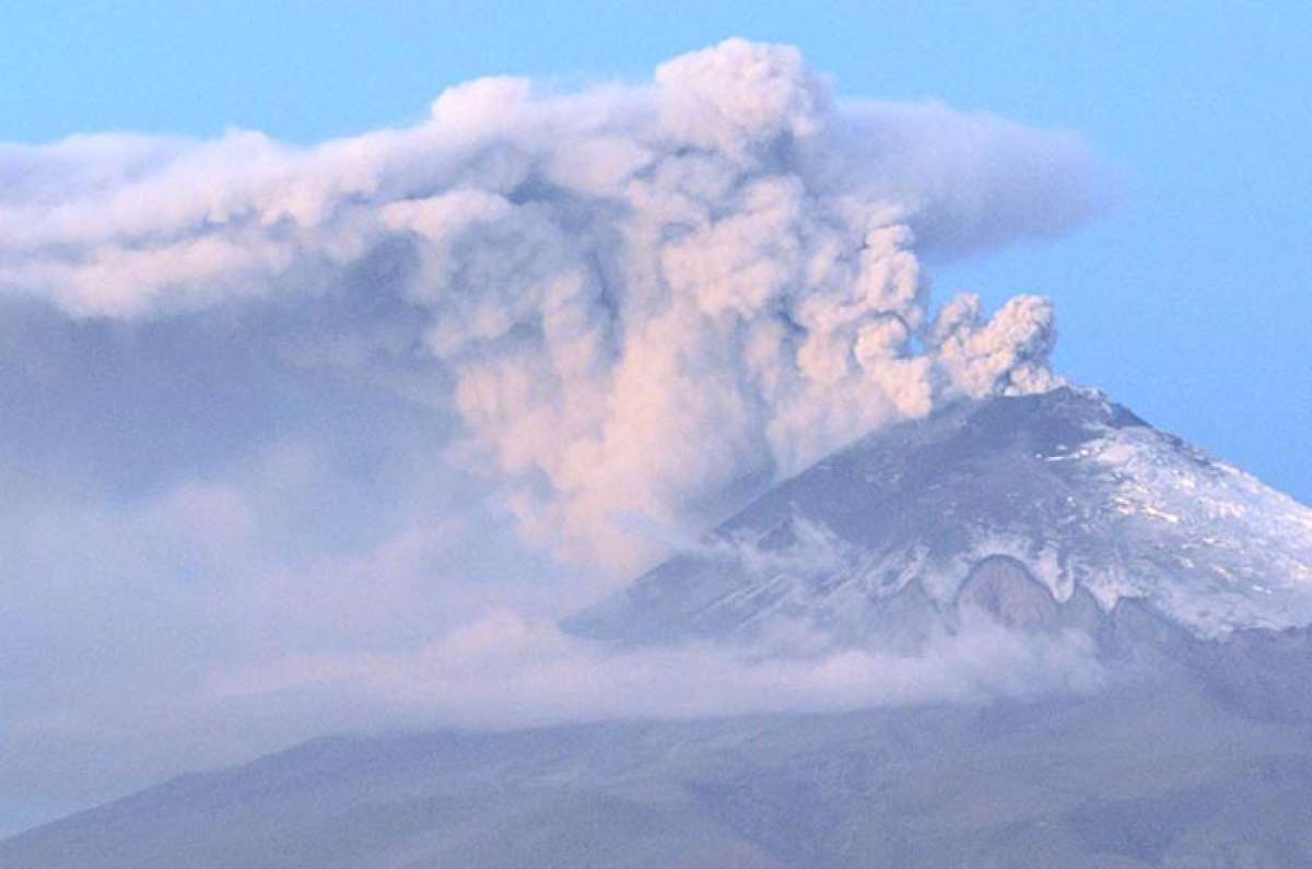 Al Cotopaxi "a&uacute;n no se le da de alta", seg&uacute;n vulcan&oacute;loga Patricia Mothes