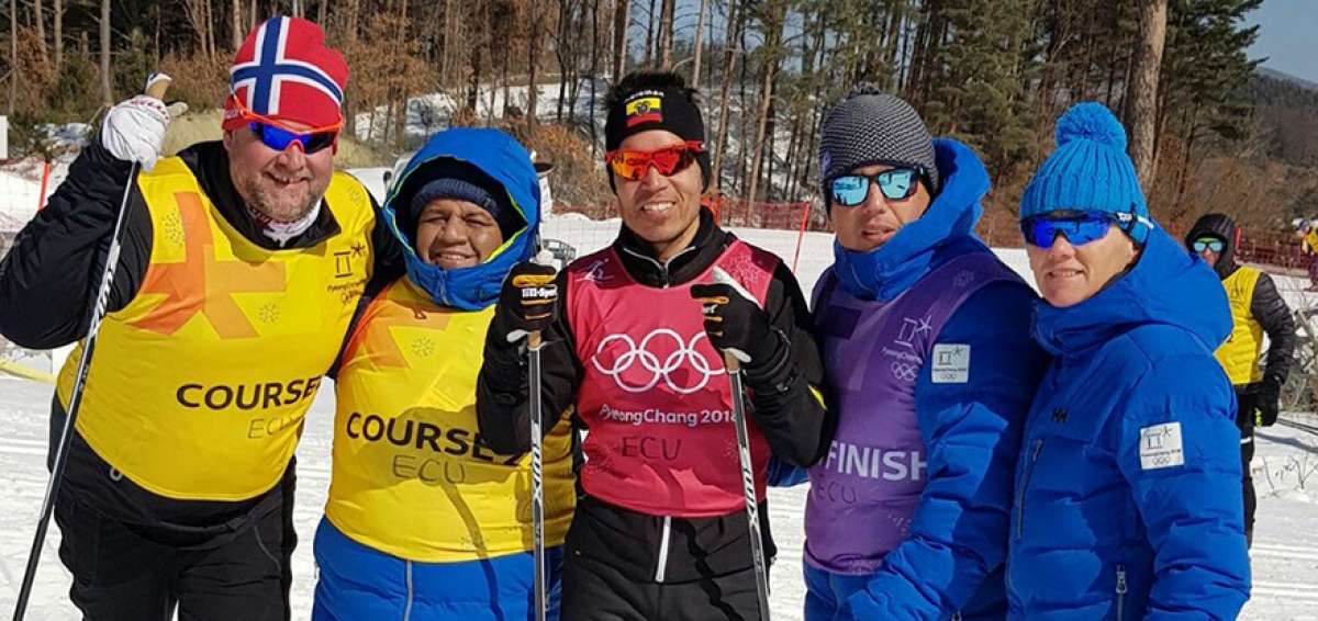 Klaus Jungbluth (centro), se alista para competir por primera vez en unos Juegos Ol&iacute;mpicos de Invierno. Sus entrenamientos los ha realizado fuera del pa&iacute;s.