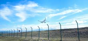 El espacio del aeropuerto de Quito tiene un certificado de emisiones bajas de contaminaci&oacute;n por combusti&oacute;n que produce di&oacute;xido de carbono. 