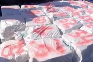 Un operativo antidrogas se realizó la mañana de este jueves 1 de mayo en Galápagos. Hay 31 detenidos y seis toneladas de droga incautadas. 