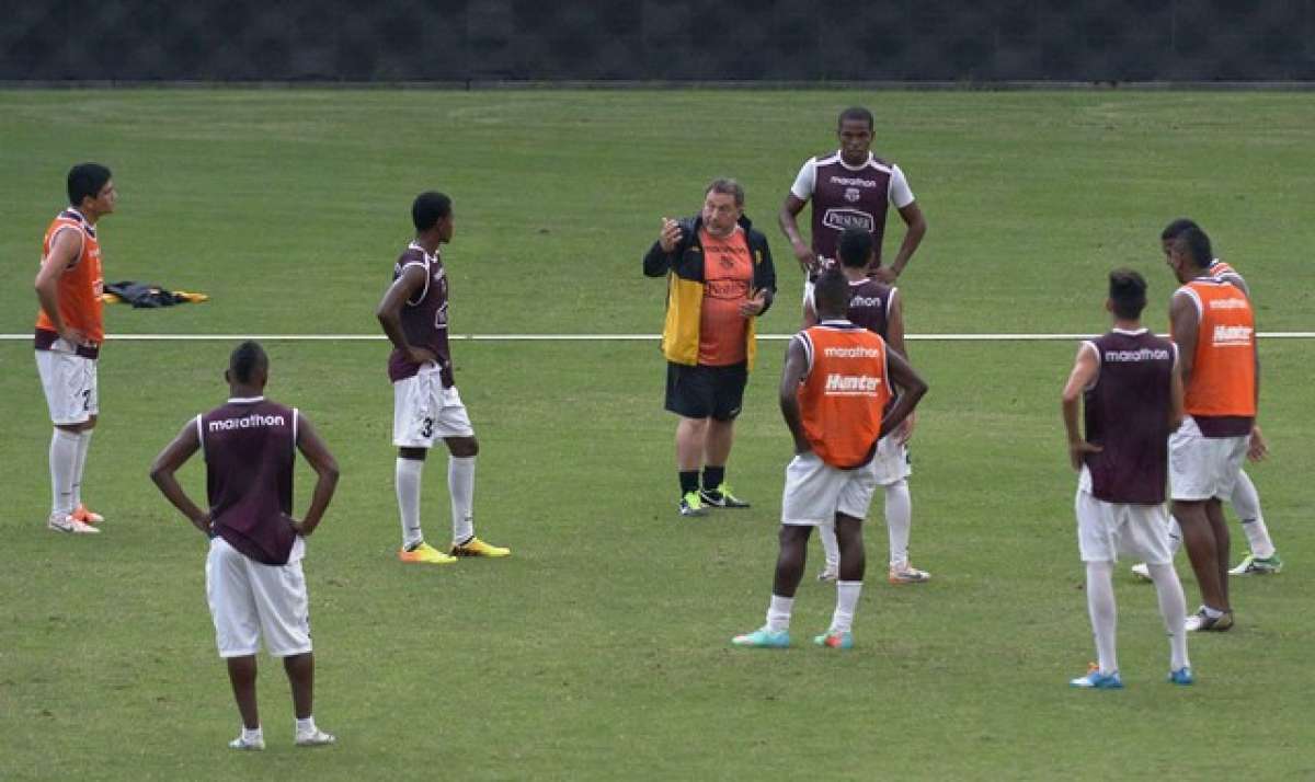 Israel dirigi&oacute; su segunda pr&aacute;ctica con Barcelona