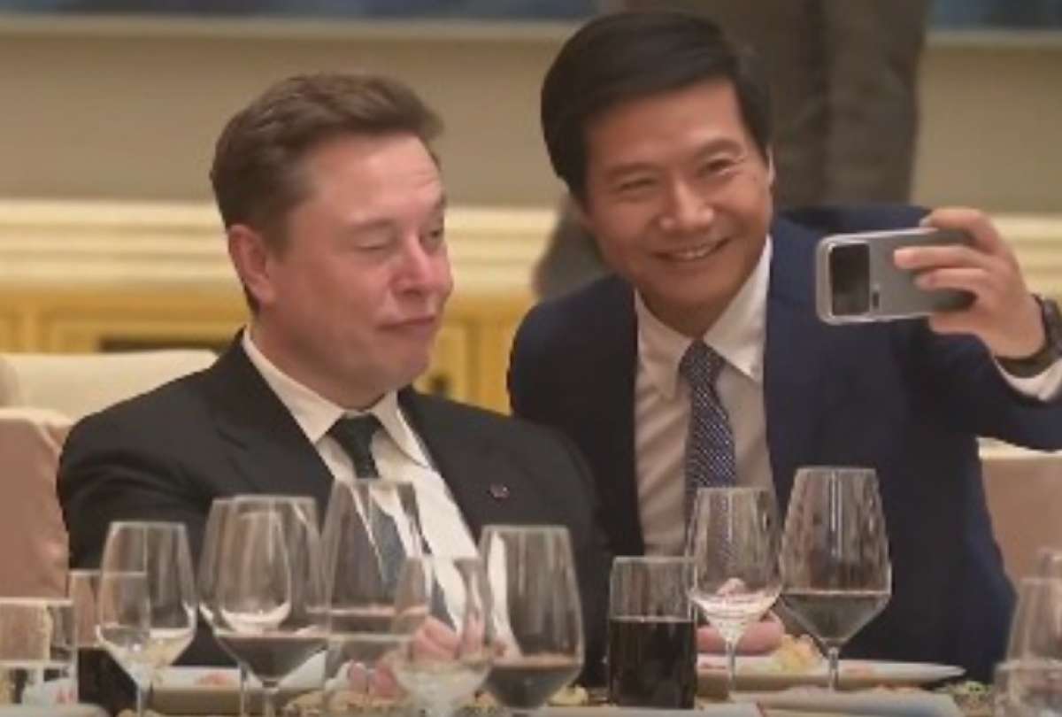 Elon Musk, de Tesla, y Leu Jun, de Xiaomi, se tomaron una selfie. 