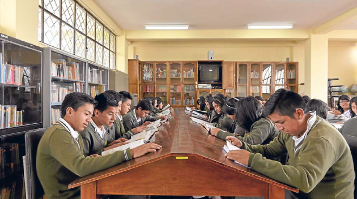 El club de lectura tambi&eacute;n contribuye al desempe&ntilde;o did&aacute;ctico de los ni&ntilde;os que asisten a este programa. Foto: Cortes&iacute;a UPS