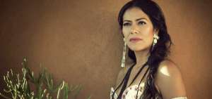 "Quiero sobrevivir", dice Lila Downs al admitir autocensura en su nuevo &aacute;lbum