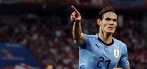 Edinson Cavani ha convertido a los 6' y a los 62' en el partido de octavos de final ante Portugal. 