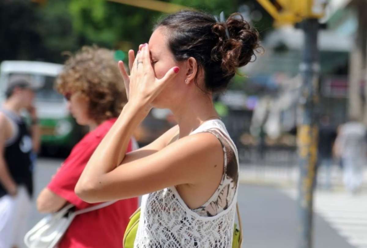 Persisten las altas temperaturas y las lluvias en varias zonas de Ecuador