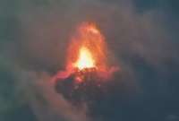 Autoridades realizaron evacuaciones por el inicio de la erupción del volcán de Fuego, en Guatemala.