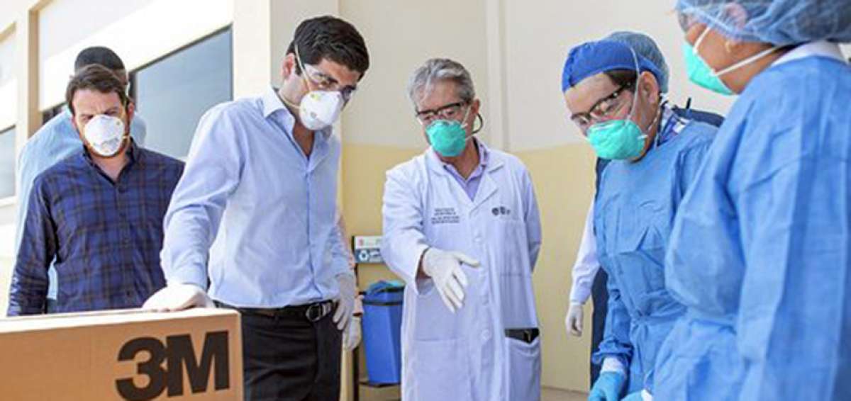 Vicepresidente entreg&oacute; insumos de protecci&oacute;n en el Hospital Liborio Panchana Sotomayor
